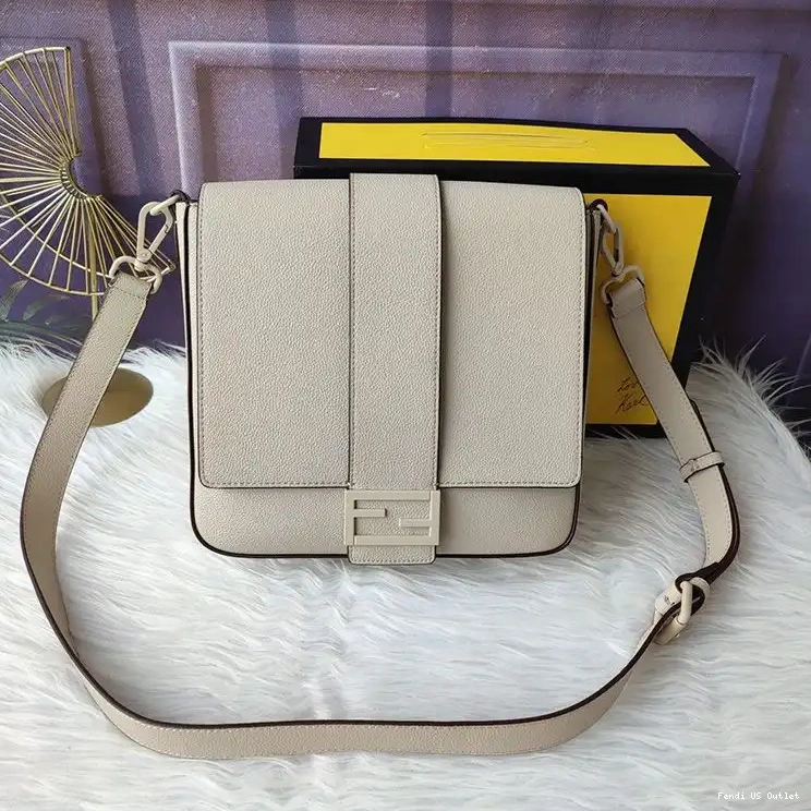 HOT Medium Romano Baguette Fendi Leather Beige Messenger Cuoio In 0427
